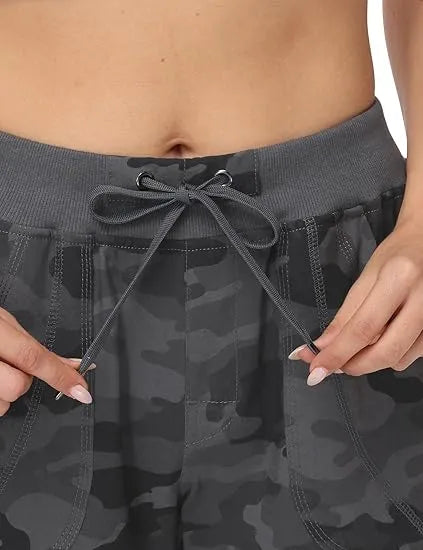 Women's 6-Pocket Cargo Capris Lightweight Quick Dry Cotton Hiking Pants